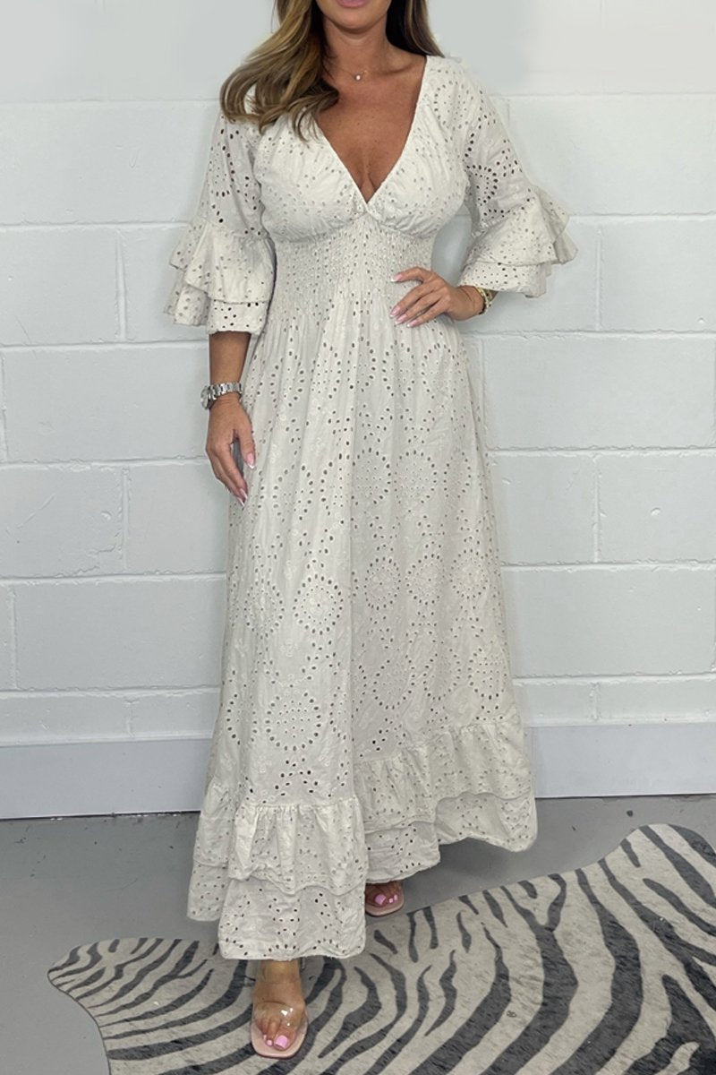 Brigitte Rome™ Sukienka z dekoltem w szpic i kwiatowym wzorem